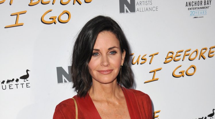 The Incredible Life Story Of Courteney Cox Tv Exposed Daily News Magazine