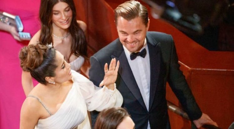 Camila shows support to boyfriend Leonardo DiCaprio!