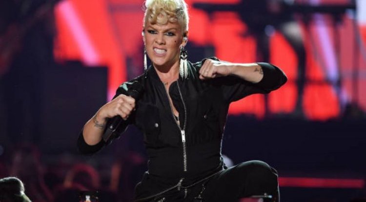 Pink talks about rivalry between her Britney Spears and Christina Aguilera!