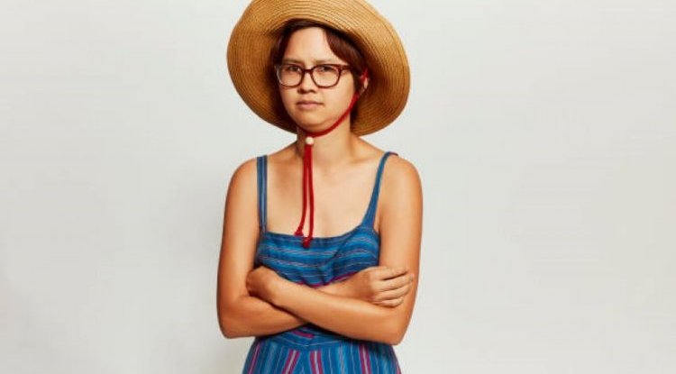 Charlyne Yi puts Seth Rogen in place!