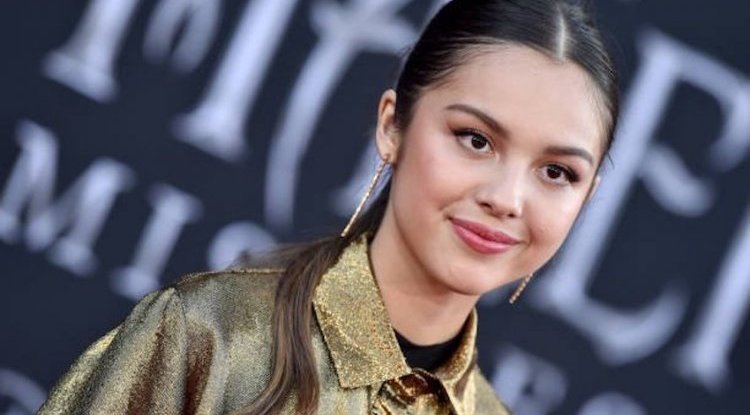 Taylor Swift wrote a letter to Olivia Rodrigo