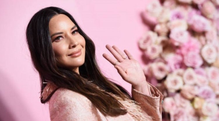 Olivia Munn's and John Mulaney's new relationship