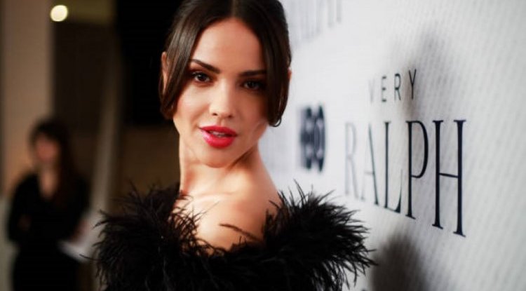 Eiza Gonzalez will sing in her new movie!