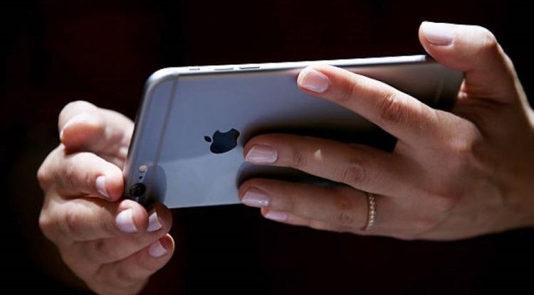 Apple Releases a Disturbing Ad!