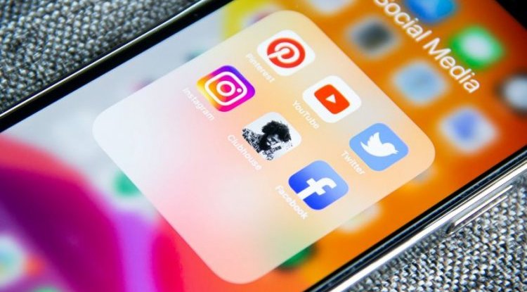 HIDE THE NUMBER OF LIKES: Instagram and Facebook now offer a new option to everyone