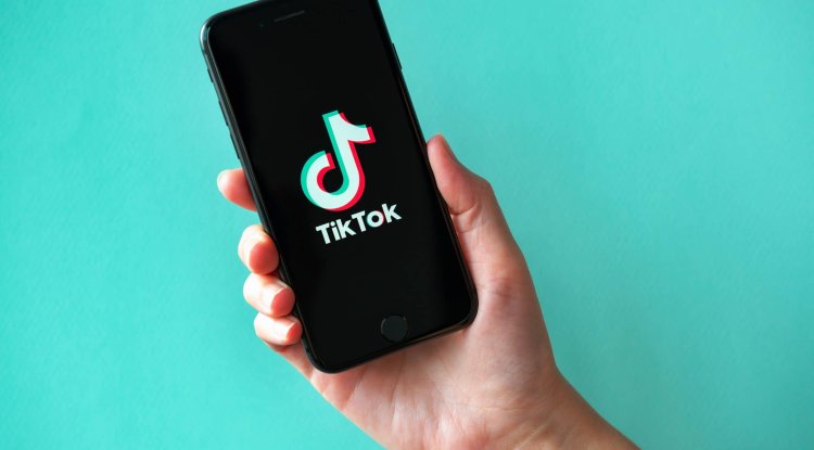 Khaby exposes every pointless trick from TikTok and 50 million people love his videos!