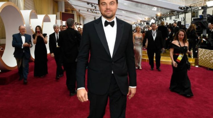 "My aunt told me that DiCaprio is bad in bed!"