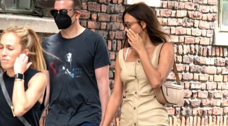 In the midst of the story of kissing Kanye West, Irina Shayk photographed with her ex!