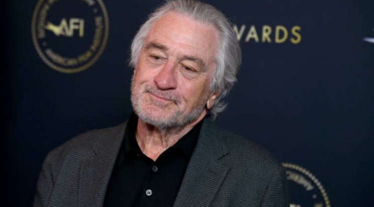 Visibly thin, tired and with a walking stick: Robert De Niro photographed for the first time after injury