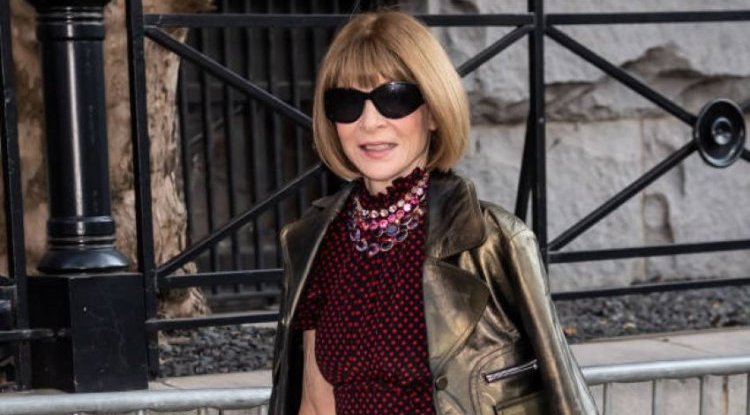 "Bosses wear Prada, employees get NADA": Protests outside Anna Wintour’s Townhouse!