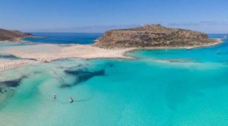 Places You Should Visit In Greece This Summer!