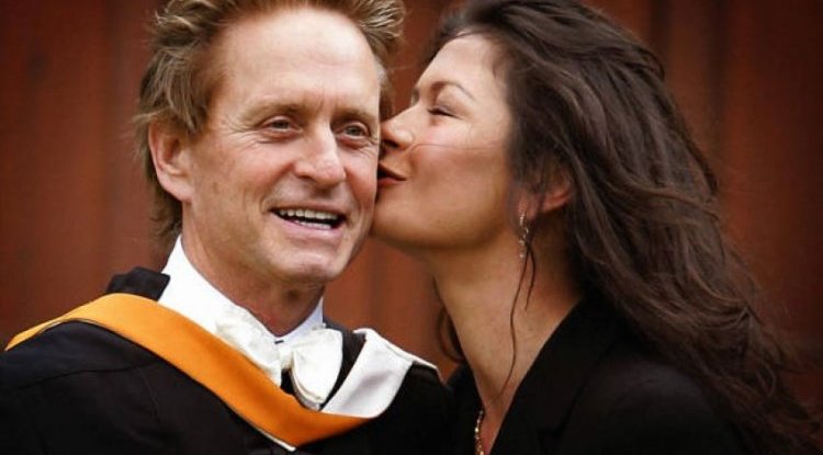 Police and ambulances had to intervene in Michael Douglas' home!