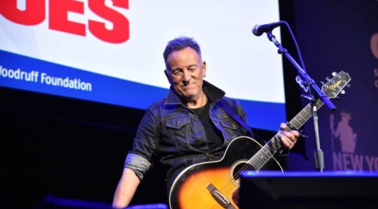 Those who have been vaccinated with AstraZeneca cannot come to Bruce Springsteen's concert