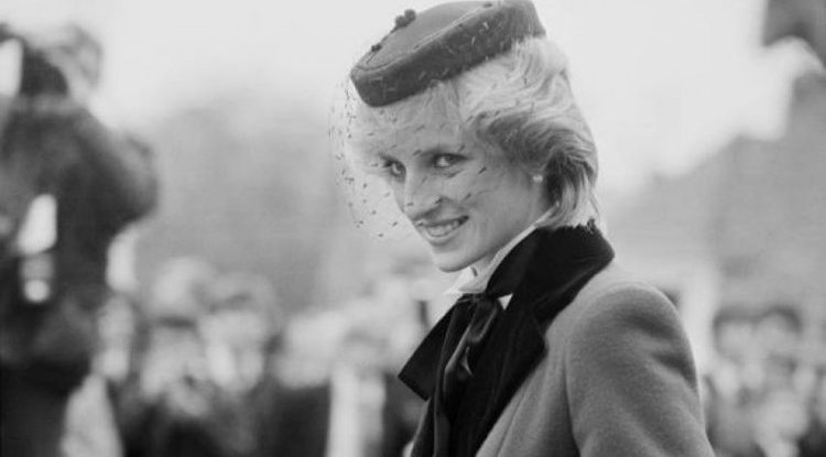 Who was the last person Princess Diana called?