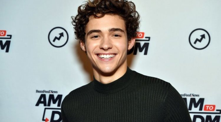 Joshua Bassett: I am proud to be part of the LGBT + community!