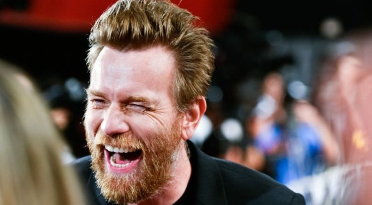 The famous actor got his 5th child with his mistress!