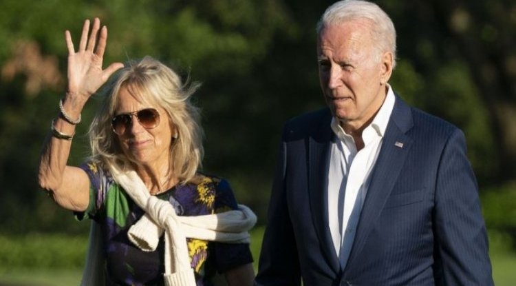 After Melania Trump never received such an offer, Jill Biden appeared on the cover of the prestigious Vogue