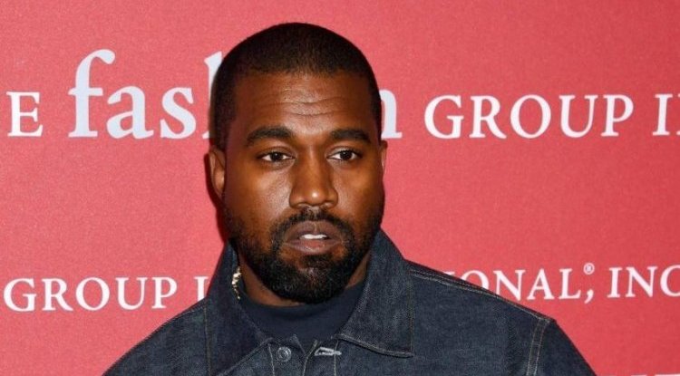 The waitress revealed: 'Kanye West tryed to convice me that he is Jesus Christ'