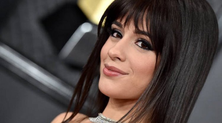 Camila Cabello proudly showed her stomach: "We are real women with cellulite, stretch marks and fat"