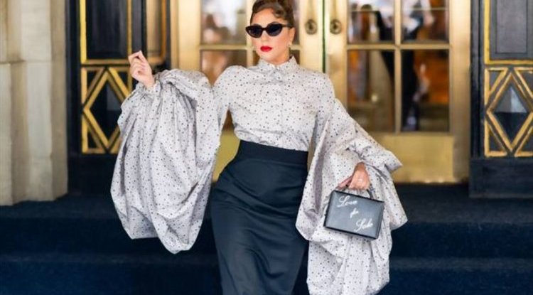 Lady Gaga posted a video of herself in a bikini, fans are amazed by her body
