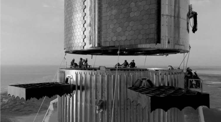 SpaceX performed a test assembly of the world's largest rocket