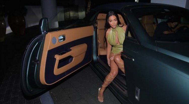 Kim Kardashian posted a new photo on Instagram from her first photoshoot ever!