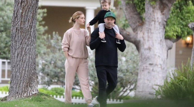 Jason Statham’s longtime fiancée revealed the happy news on Instagram