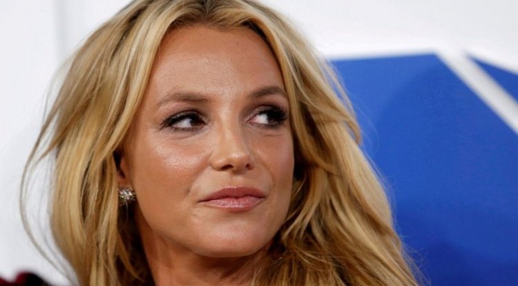 Britney Spears accused of attacking a housekeeper!