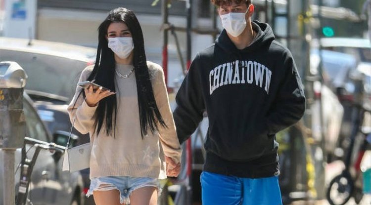 Noah Beck admitted that he is struggling with body dysmorphia