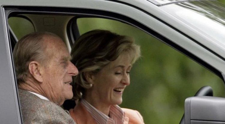 A new shock is awaiting the royal family? Many were wondering why Penny Knatchbull was so close to Prince Philip and the Queen will not like this move