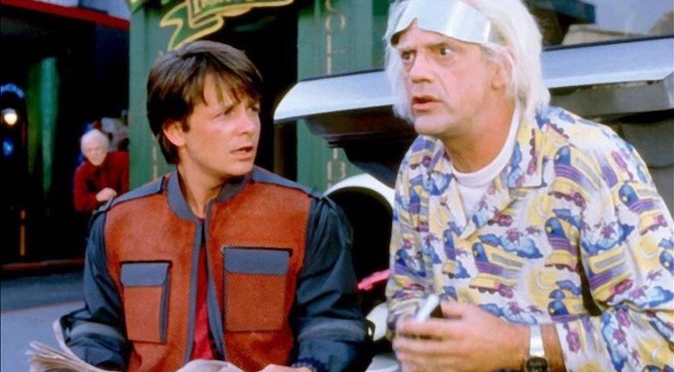 The stars of 'Back to the Future' posted a new photo together - This is how they look 36 years after the movie!