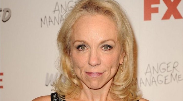 Brett Butler had a fortune of $25 million, earning $250,000 a week, and is now begging people to help her pay rent.