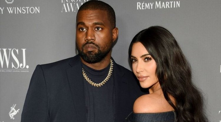 Are Kanye and Kim together again? Caught holding hands in Chicago