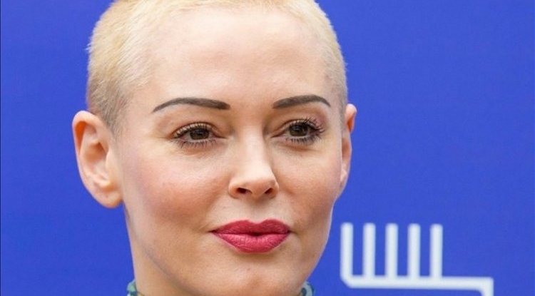 The actress Rose McGowan calls out celebrities because of the abortion law: "You are morons"