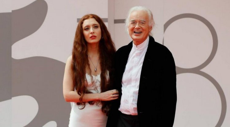  Jimmy Page walked the red carpet with a 45 years younger girl: 'I was ashamed at first because he is older ...'