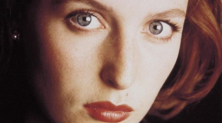 Gillian Anderson rose to fame overnight, she struggled with drugs: This is what the famous Scully from The X-Files series looks like today! (Photo)