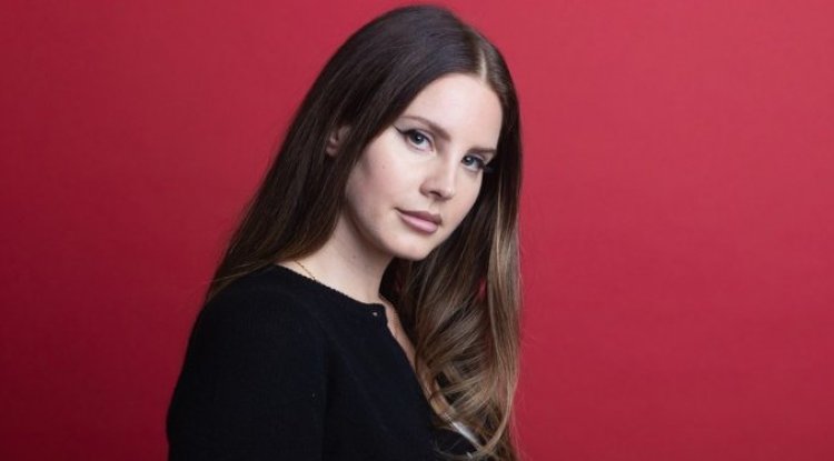 Lana Del Rey is her true self in the new single "Arcadia"