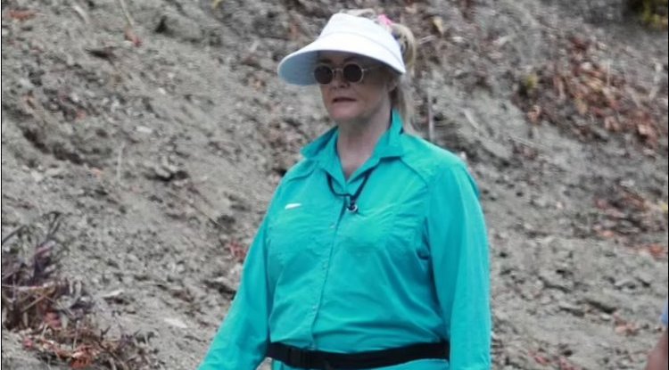 No one has seen her for two years: We remember Cybill Shepherd as a beauty queen, now she tries to hide during rare outings