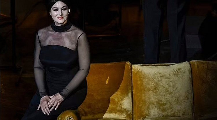Monica Bellucci attracts attention in the sixth decade as well: She impressed with her attractive appearance in Athens