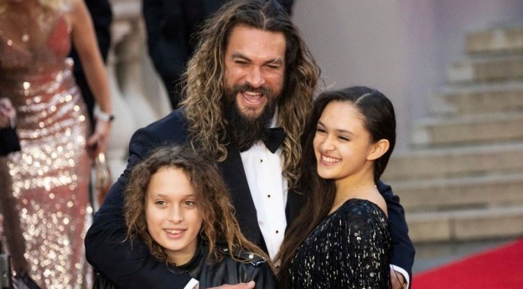 Jason Momoa walked the red carpet in the sweetest company and showed his gentle side