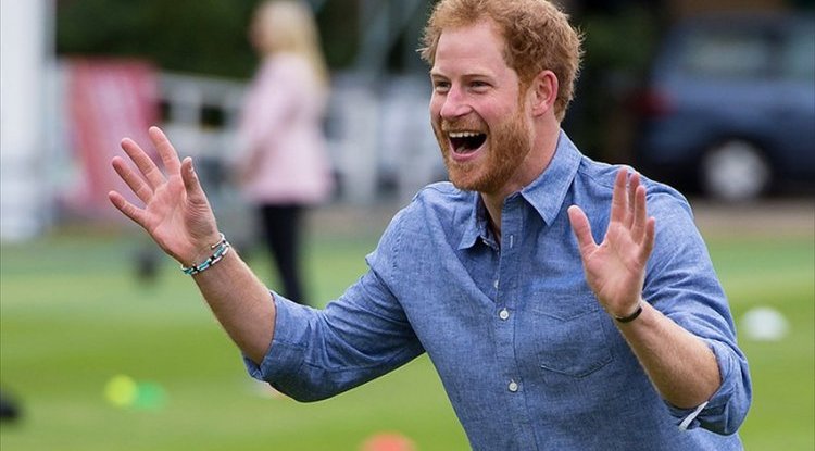 PRINCE HARRY HARDLY STOOD ON HIS FEET AND SMELLED OF ALCOHOL: The host revealed the details of their meeting
