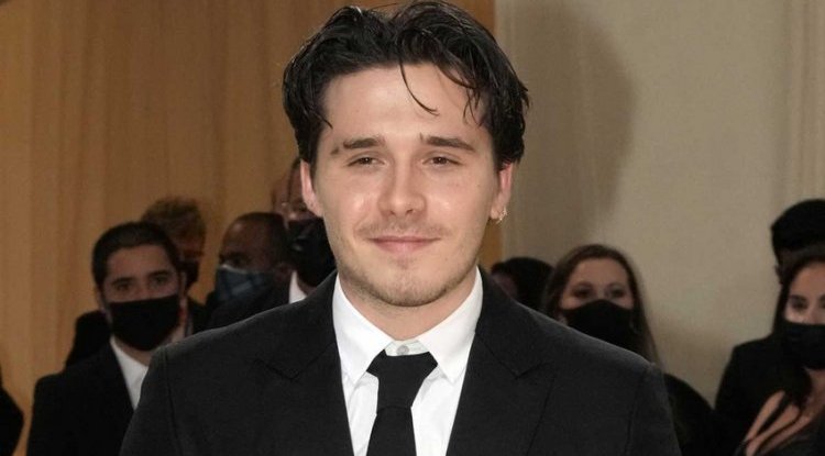 See why David Beckham's son found himself the target of mocking comments: "This is worse than his career as a photographer."