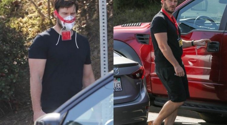 Chris Pratt picked up his son while wearing slippers