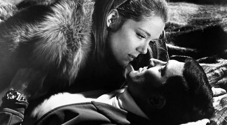 TIMELESS BEAUTY /  Diana Rigg was the only Bond girl that 007 brought to the altar