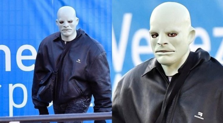 What is this?! The famous rapper Kanye West disguised himself
