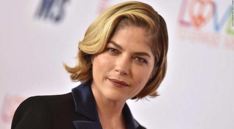 Selma Blair shared the most difficult moments of her struggle, the scenes from the hospital left nobody indifferent