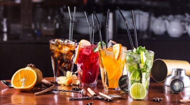Bartenders reveal which three drinks they never order