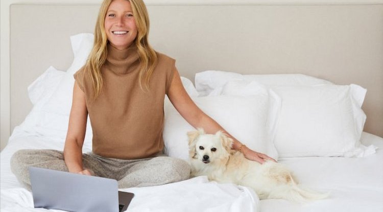 Gwyneth Paltrow has a recipe for peaceful sleep - it costs $ 800 and includes cuddling and orgasm