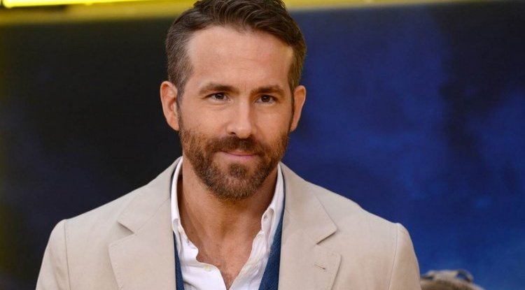 Ryan Reynolds: The older he gets the better he looks!