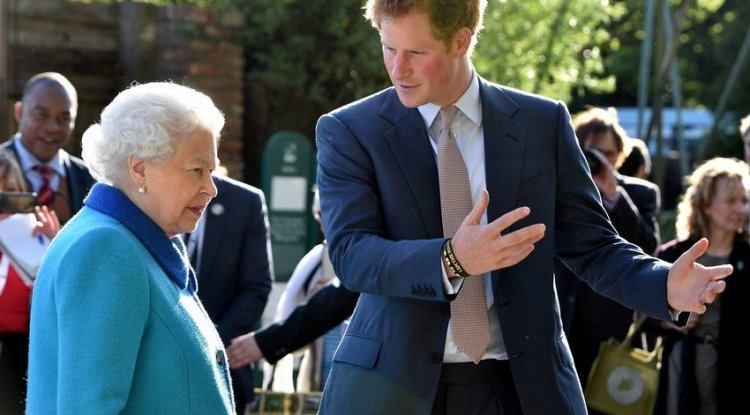 The Queen Elizabeth  gave up her favorite activities, and that caused panic in Prince Harry